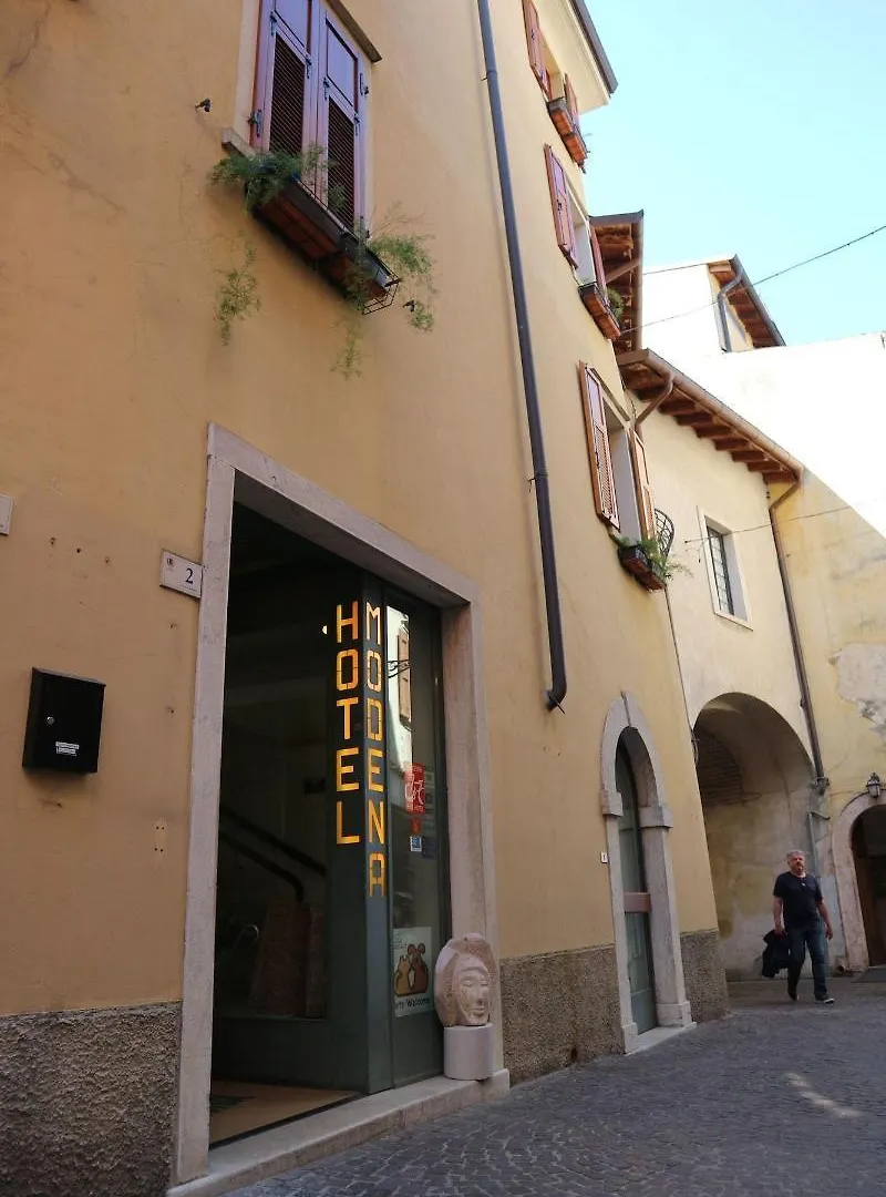 Hotel Modena Old Town Malcesine