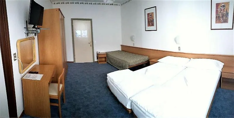 Hotel Modena Old Town Malcesine