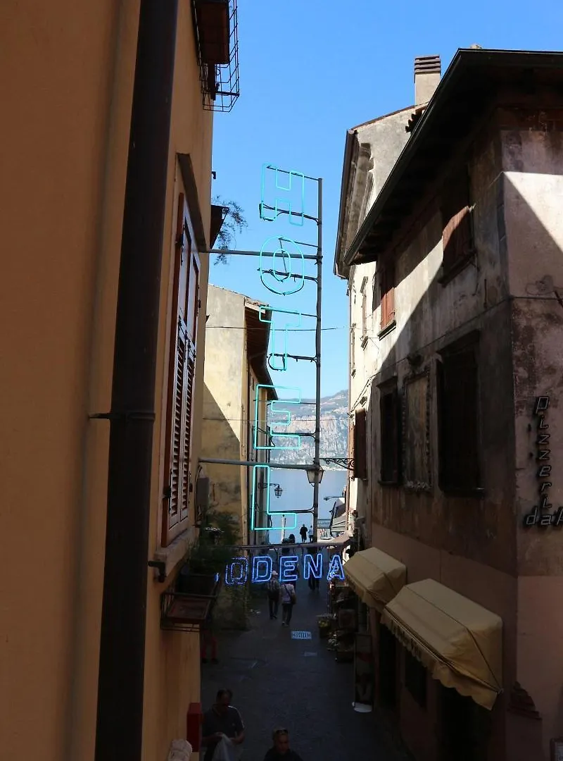Hotel Modena Old Town Malcesine