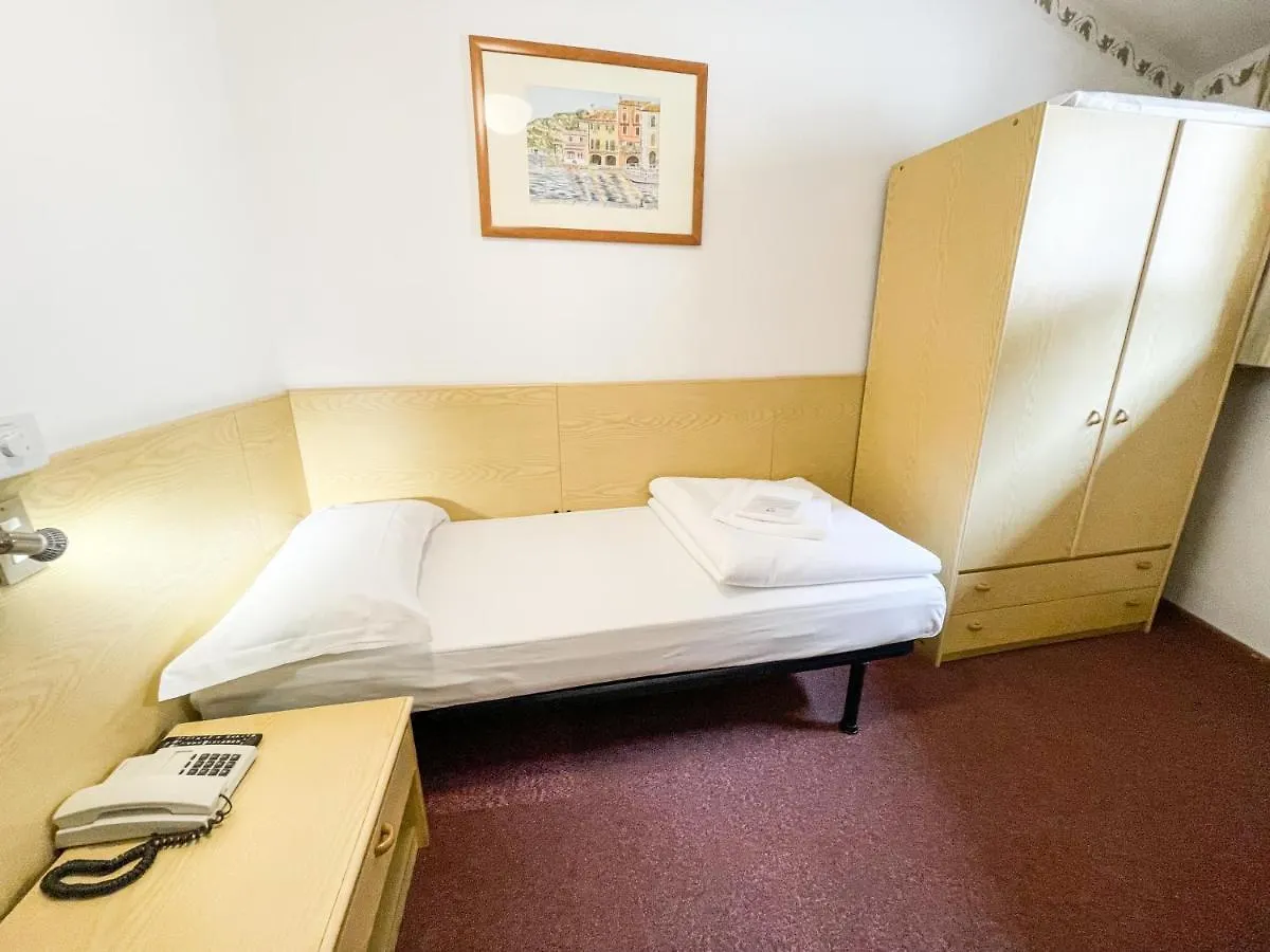 **  Hotel Modena Old Town Malcesine Italy