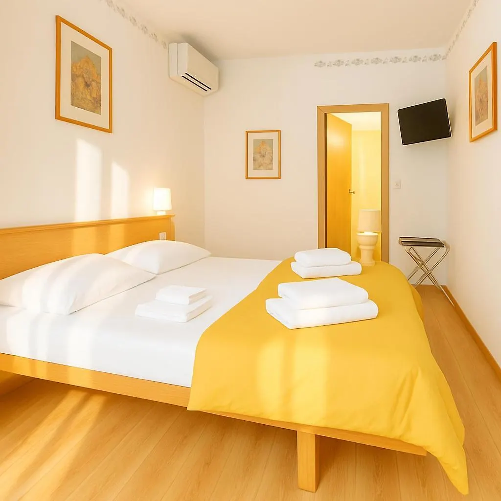 Hotel Modena Old Town Malcesine