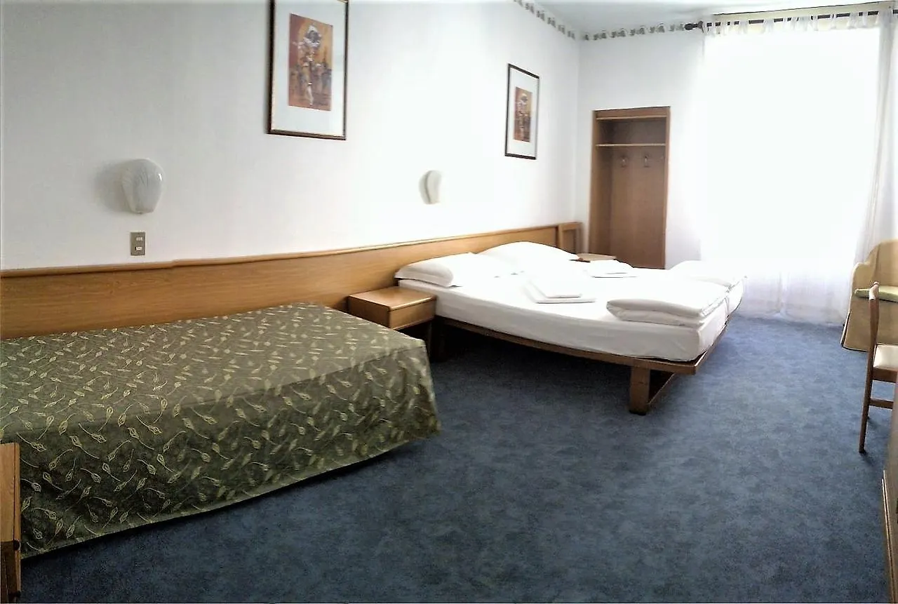 Hotel Modena Old Town Malcesine
