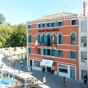 santa-chiara-residenza-parisi.hotelslidodijesolo.com/