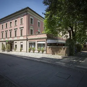 4* Szálloda Spessotto
